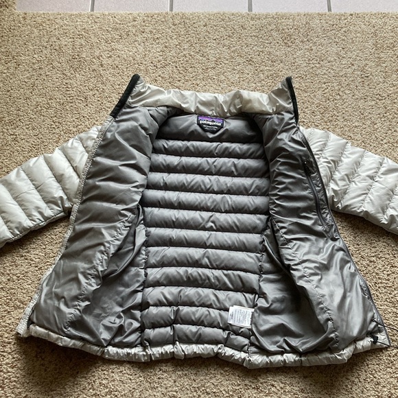 Patagonia Women’s Down Sweater Full Zip Down Insulated Jacket Light Gray XS - Picture 8 of 13